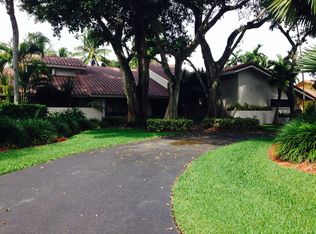 10126 SW 93rd Pl, Miami, FL 33176