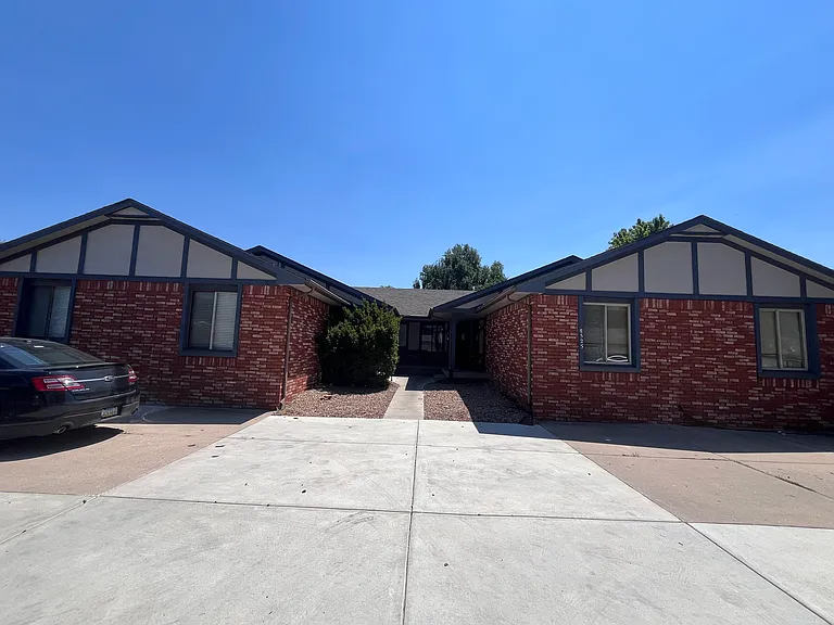8525 W Thurman St #1 — Photo 1