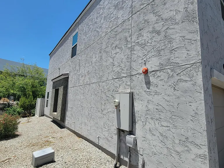8234 N 22nd Dr — Photo 2