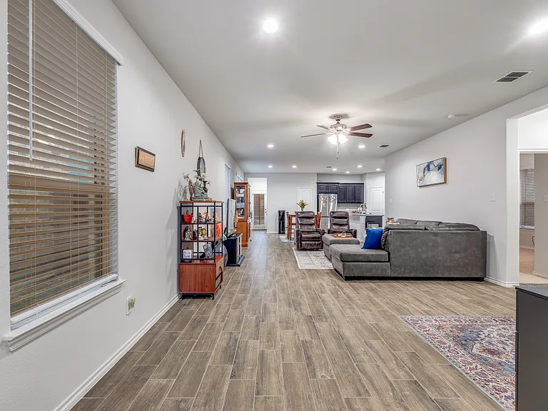 3315 Celestial Ln — Photo 6