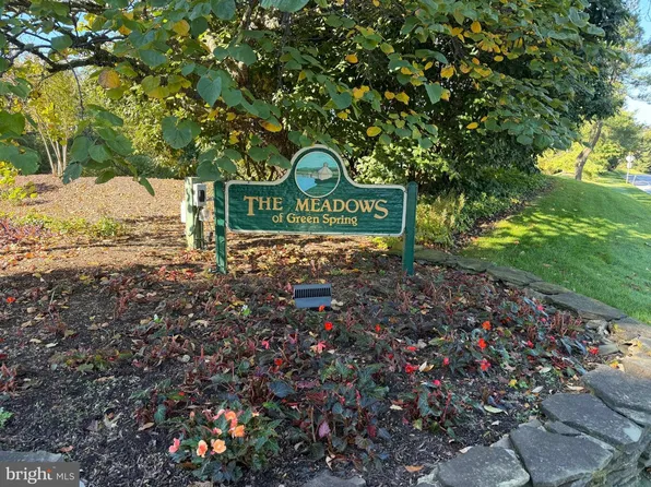 6 Nearfield Rd, Lutherville Timonium, MD 21093