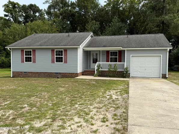 104 Bayberry Road, Newport, NC 28570