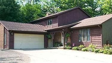1st image of 8250 Knightsbridge Ln