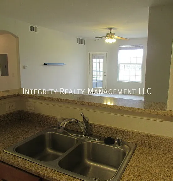 3035 Blue Sky Cir #10-204 — Photo 5