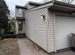 5317 Manitowoc Pkwy, Madison, WI 53705