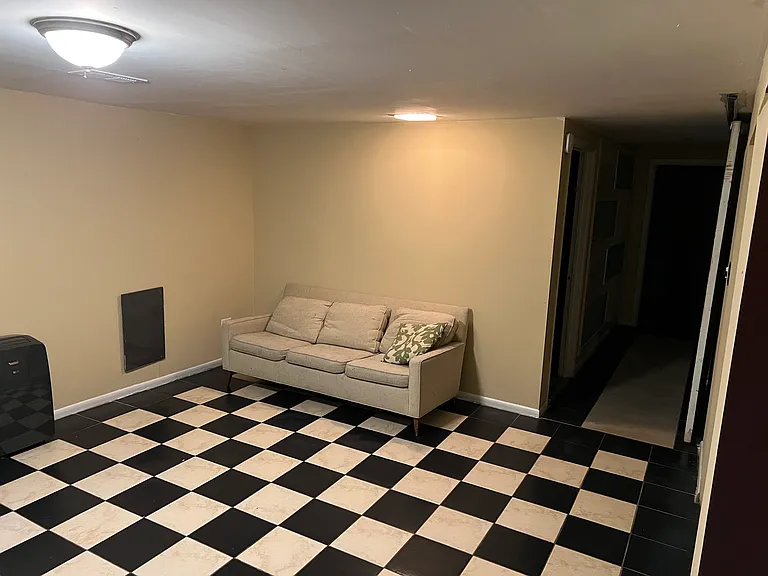 478 Titan Ct — Photo 7