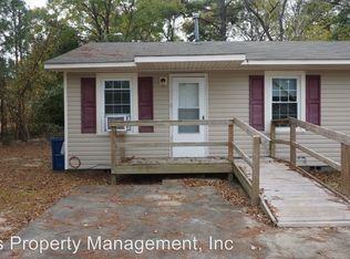 2515 Providence St, Fayetteville, NC 28301