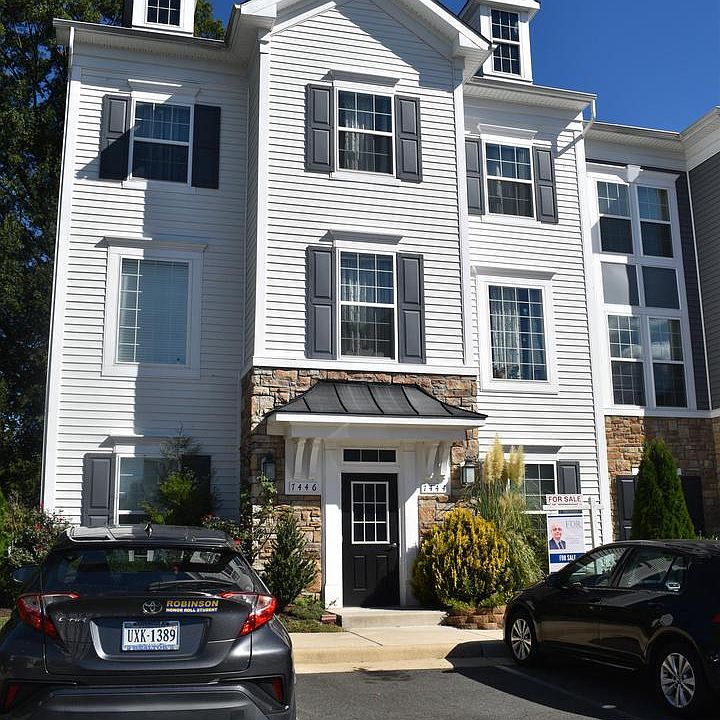 1st image of 7444 Riding Meadow Way