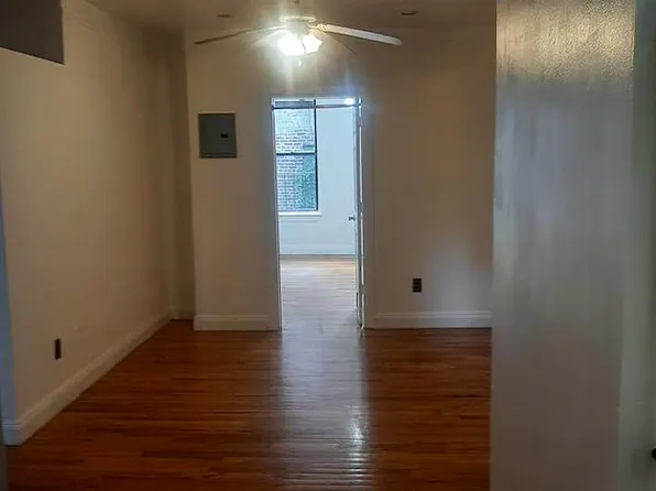 1829 2nd Avenue image 1 of 7