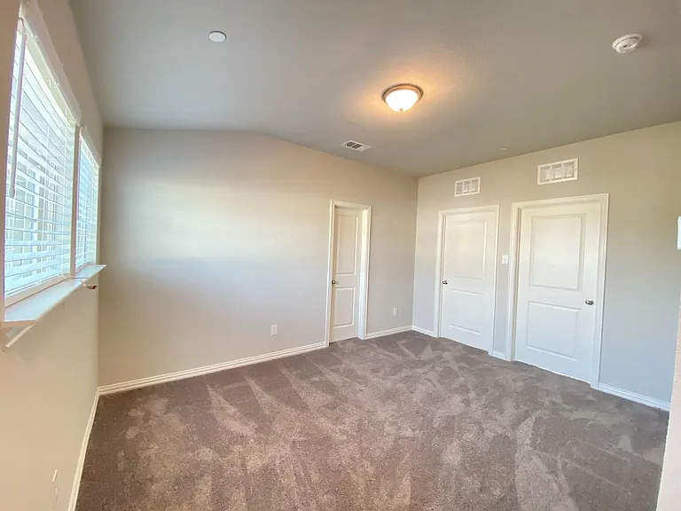 3342 Solana Cir — Photo 8