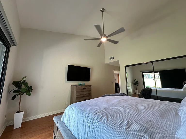 166 Wimbledon Ct — Photo 39