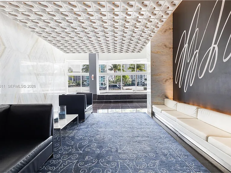 325 Biscayne Blvd #4015 — Photo 30