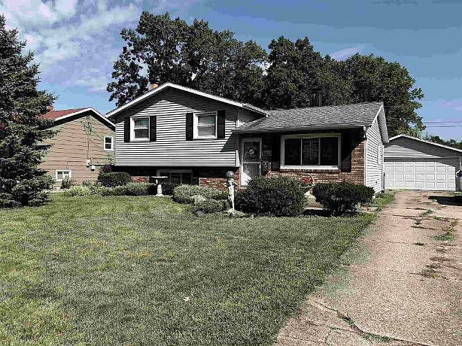 1st image of 3229 Cabot Dr