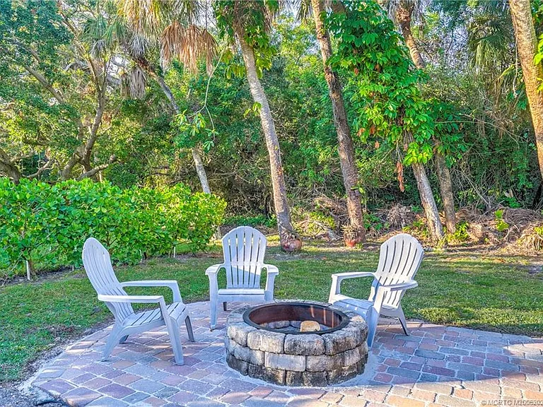 1446 Wyn Cove Dr — Photo 50