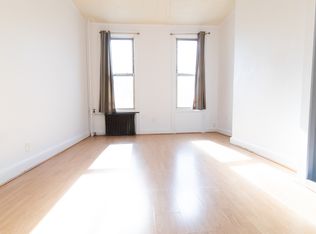 207 Green St APT 2L, Brooklyn, NY 11222