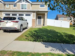 3522 9th Ave NE, Watford City, ND 58854