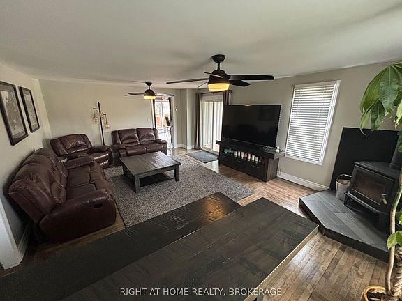 5th image of 720 Webber Rd