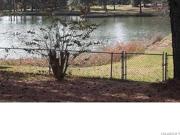 3rd image of 1500 Pampas Dr