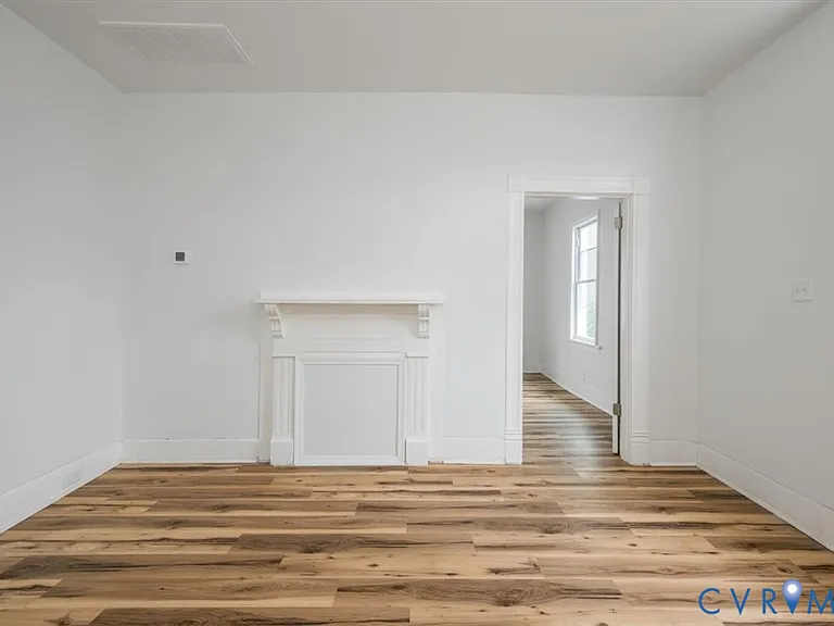 2726 Alexander Ave — Photo 9
