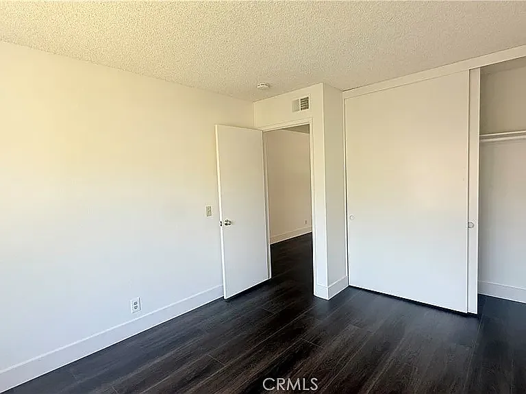46 Christamon W — Photo 45