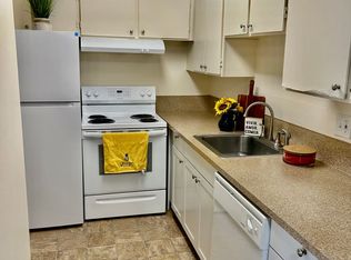 5870 SW Murray Blvd APT 2, Beaverton, OR 97005