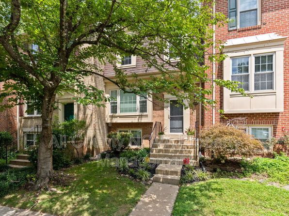 4806 Treasure Ct