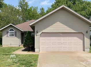 3957 W Church St, Springfield, MO 65802