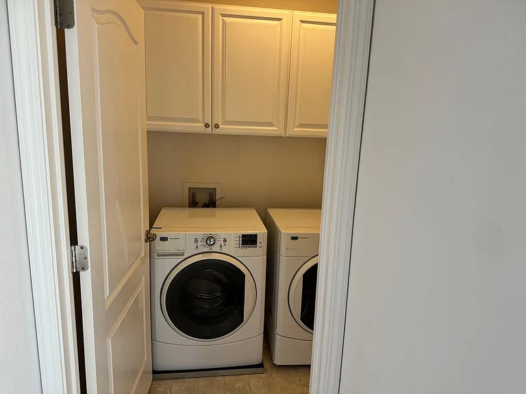 3392 Cydonia Ct — Photo 18