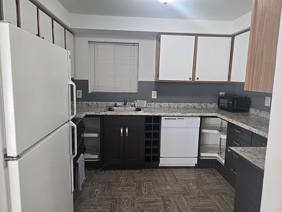 5th image of 4235 11th Ave NE APT A