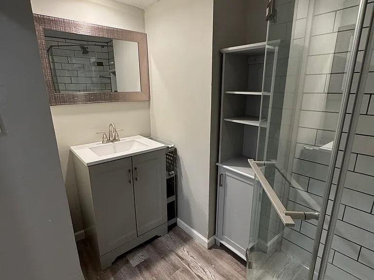 112 S Scott Ave #1 — Photo 15