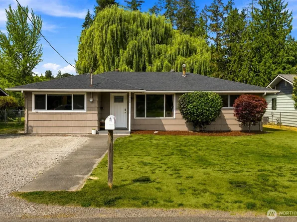1008 13th Street SW, Puyallup, WA 98371