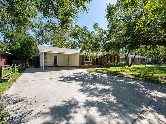 2nd image of 210 Old Evans Road