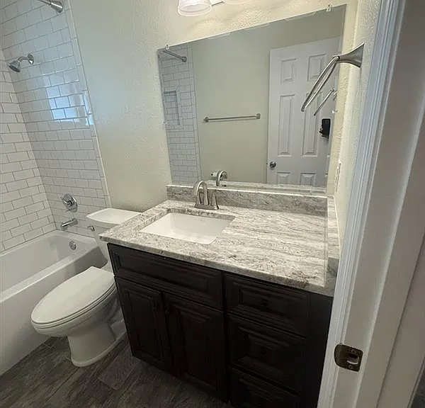 3072 Jennings Dr — Photo 5