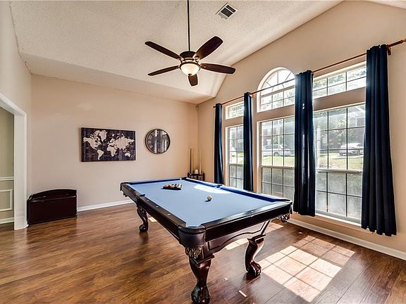 5th image of 4403 Murwick Dr