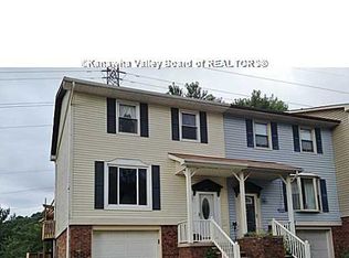 201 Jamestown Rd, Nitro, WV 25143