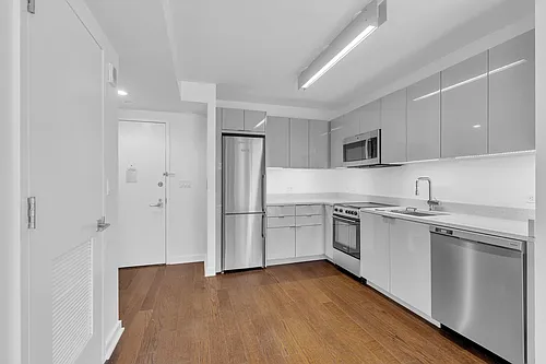 400 W 113th St Photo 1