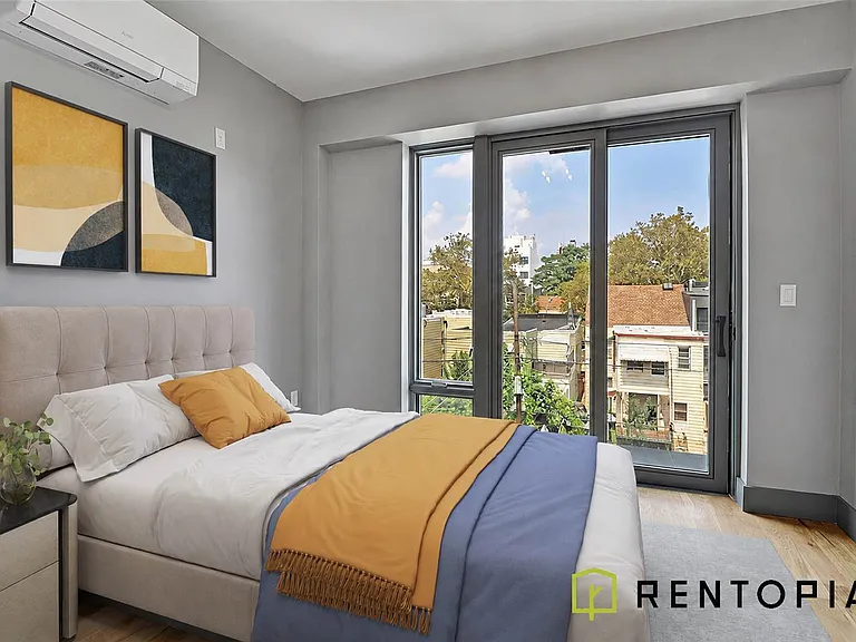 183 Ainslie St #2D — Photo 2