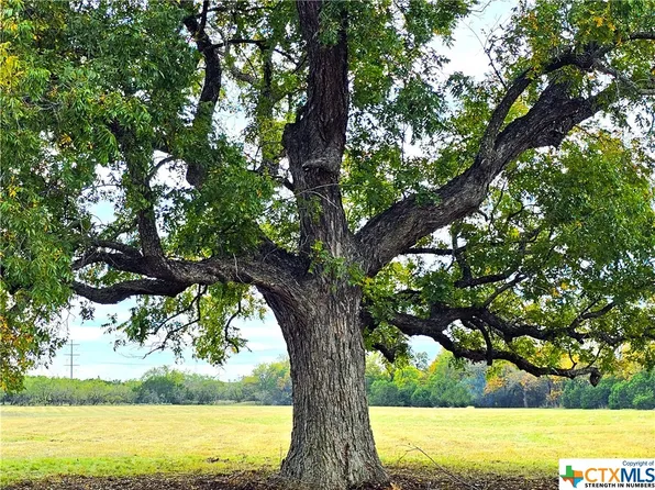 785 County Road 3420, Lampasas, TX 76550