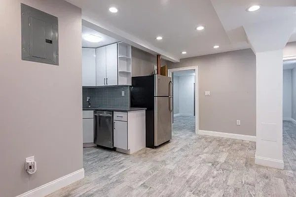 Rented by Nooklyn NYC LLC | media 16