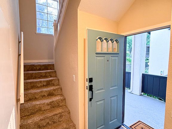 3rd image of 5423 Spanish Oak Ln Unit E