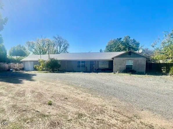 1425 Crater Lake Ave, Medford, OR 97504
