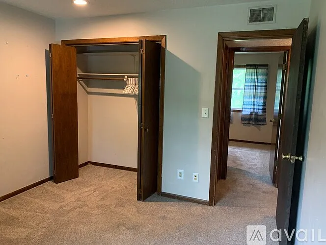 2230 Davis St — Photo 7