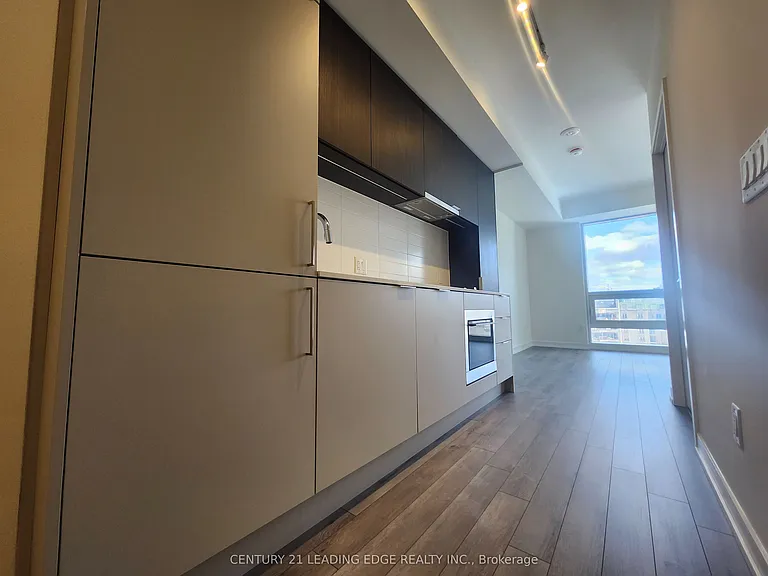 89 Church St #1105 — Photo 9