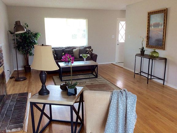 3rd image of 2327 Gem Ave
