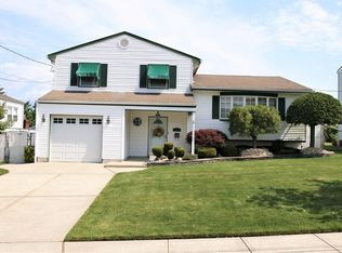 650 Hornsby Ave, Perth Amboy, NJ 08861