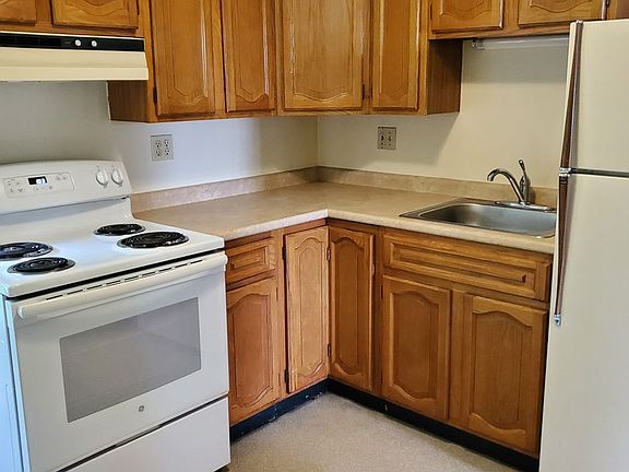 2nd image of 16-18 Dunbar St #16-2