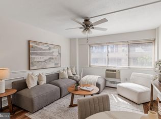 2101 Chestnut St Unit 310, Philadelphia, PA 19103
