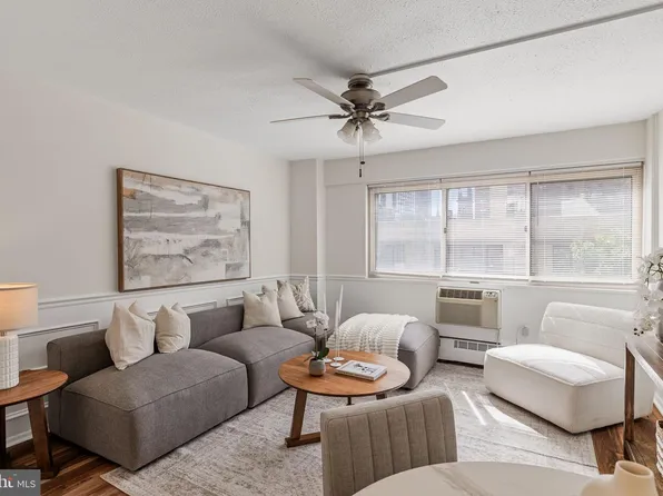 2101 Chestnut St Unit 310, Philadelphia, PA 19103
