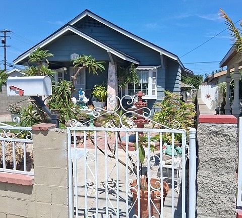 2nd image of 15122 San Jose Ave