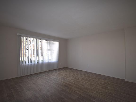 5th image of 6550 N 43rd Ave